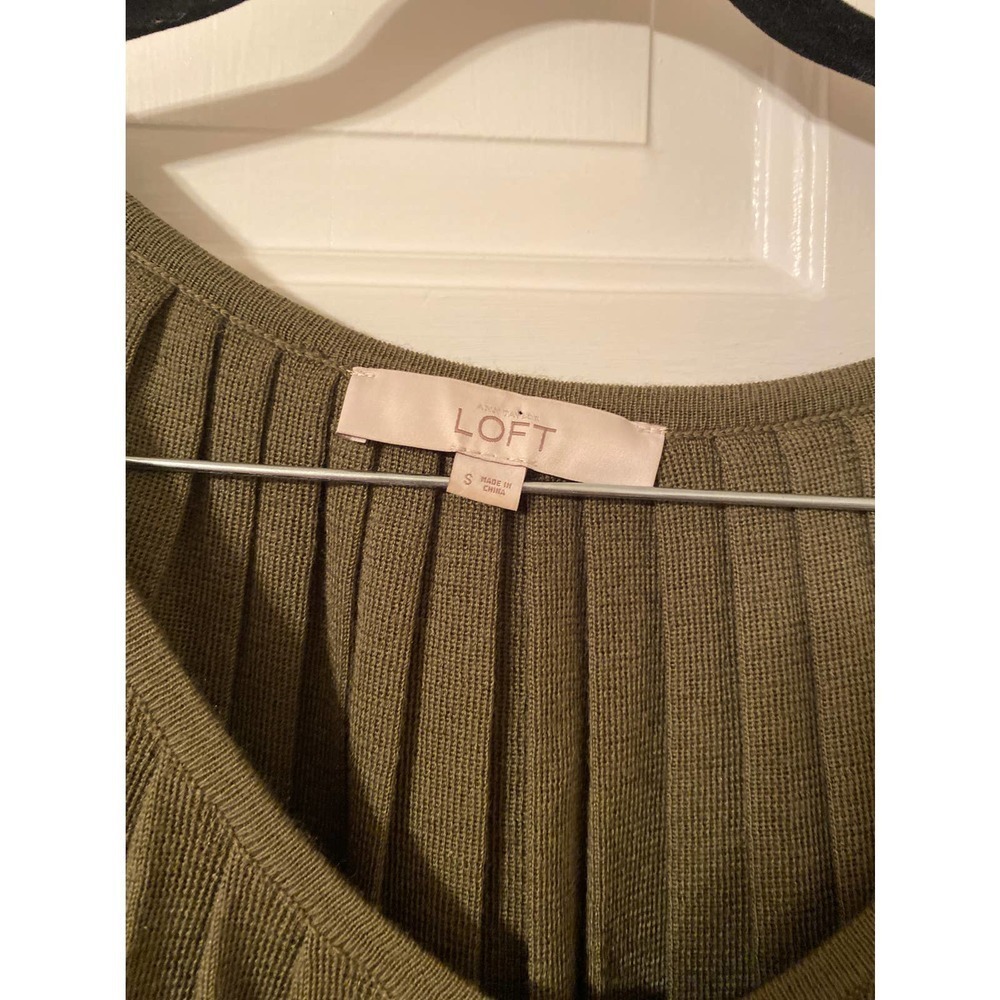 Ann Taylor Loft dress - Picture 2 of 3